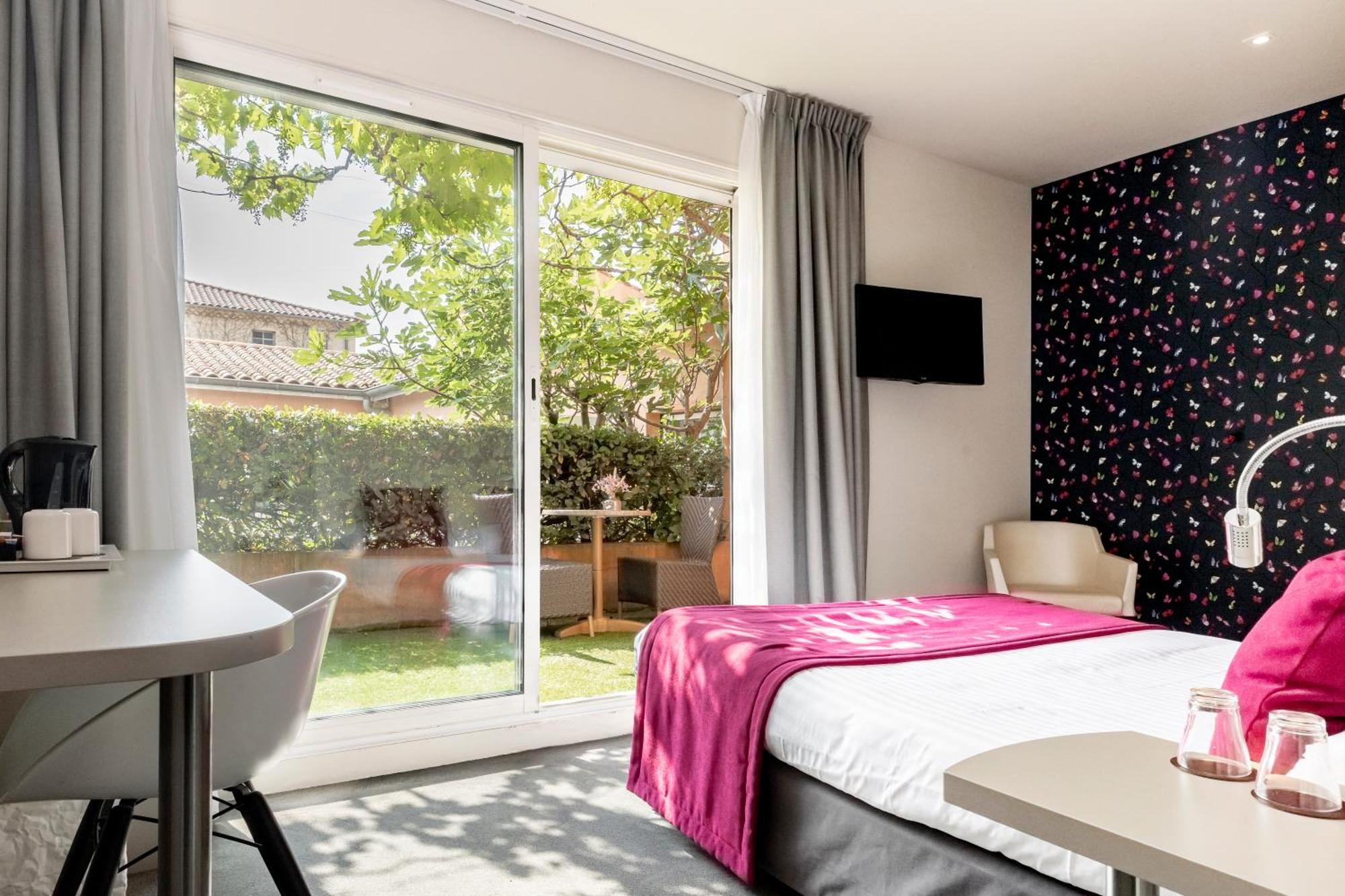 Hotel Le Carré D'Alethius Charmes-sur-Rhone Esterno foto