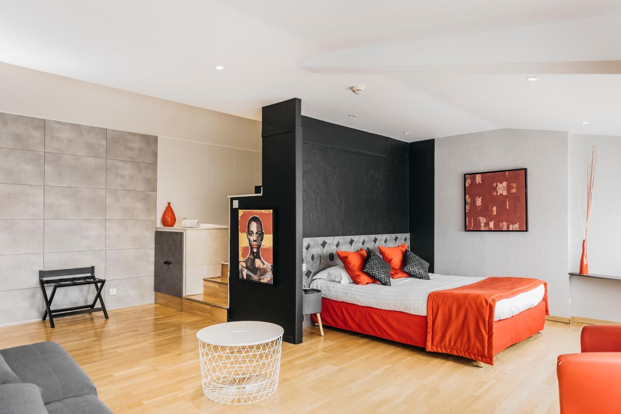 Hotel Le Carré D'Alethius Charmes-sur-Rhone Esterno foto