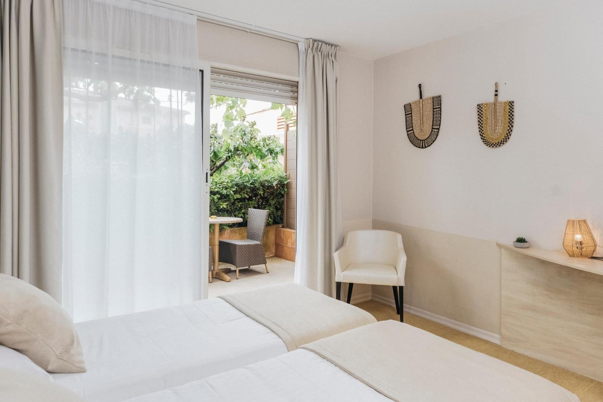 Hotel Le Carré D'Alethius Charmes-sur-Rhone Esterno foto