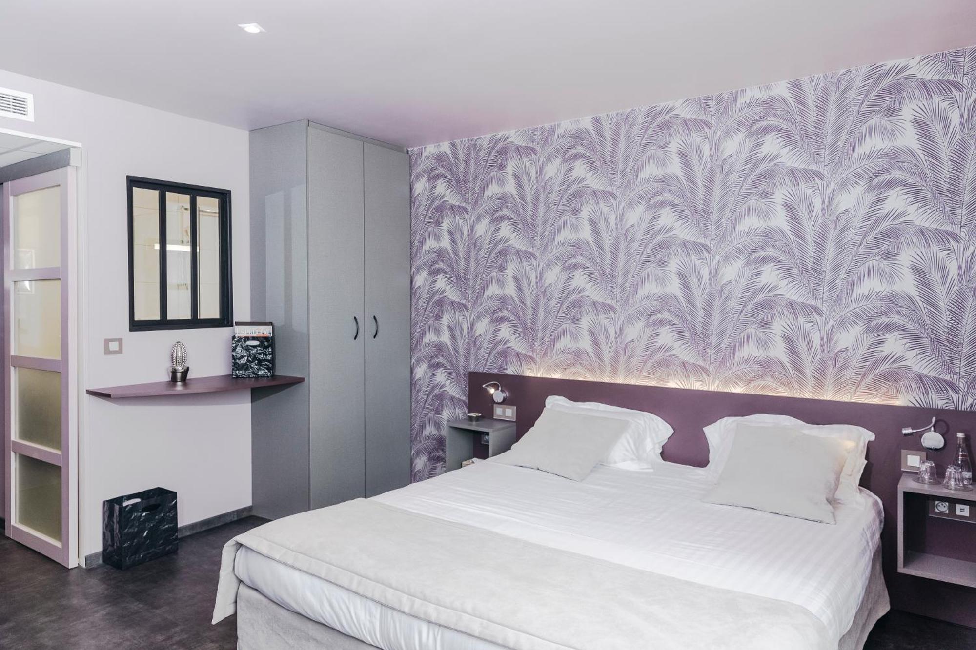 Hotel Le Carré D'Alethius Charmes-sur-Rhone Esterno foto